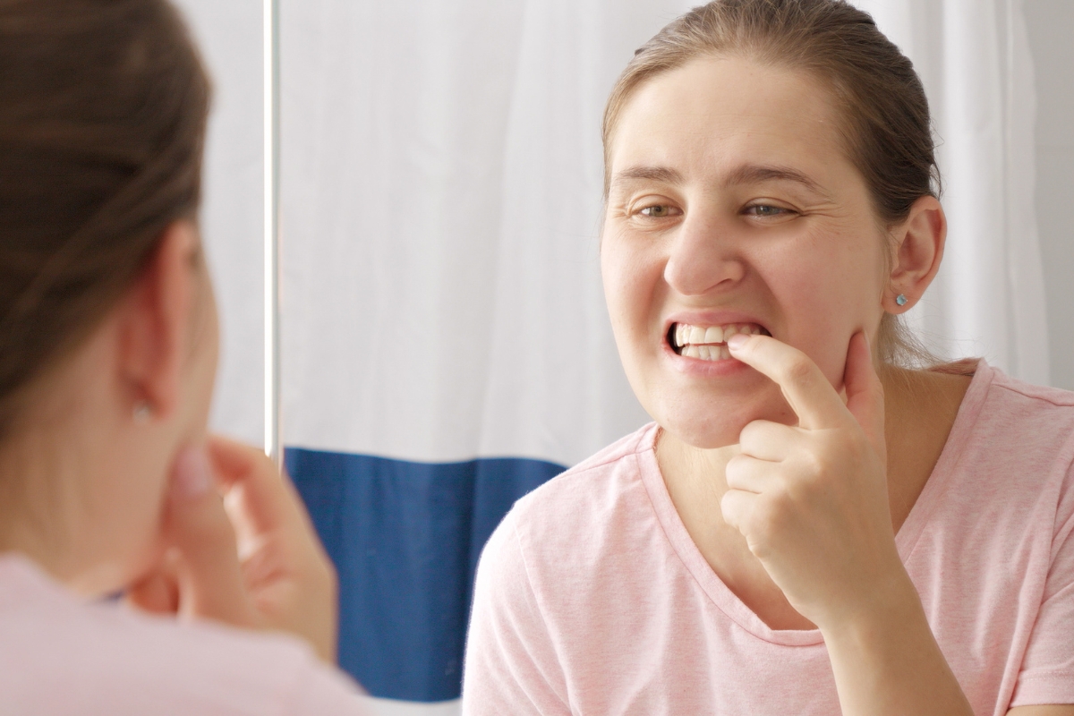 How To Naturally Regrow Receded Gums And Improve Oral Health